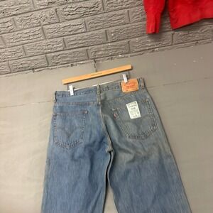 Levis 550 Relaxed Fit Jeans Mens 33x30 Medium Wash Blue Denim Tapered Leg 550